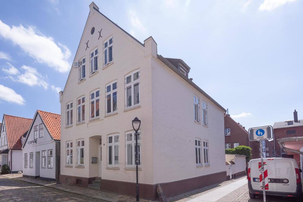 Apartmenthaus Theodor Storm Meeresstrand 胡苏姆 外观 照片
